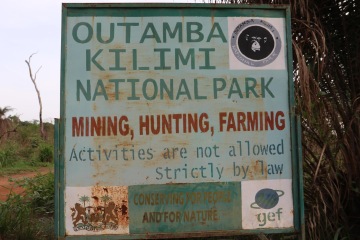 Na kánoích za hrošíky (SIERRA LEONE)